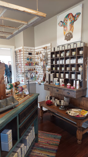 Twisted Southern Roots boutique - Thumbnail