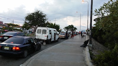 Photos of Station Mar&iacute;a Montez, L2