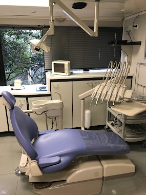 Clínica Dental DENTISTRY, Author: Dr. Norberto Coerezza