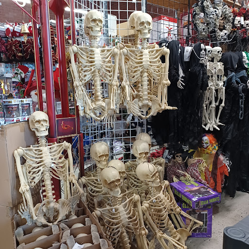 ScarePros Halloween, Horror Toys & Collectibles - Thumbnail