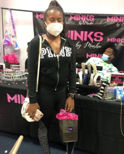 Minks By Meoshie - Thumbnail
