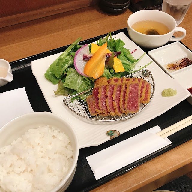牛かつあおな