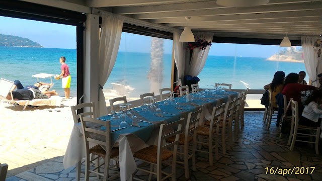 La Perla Beach