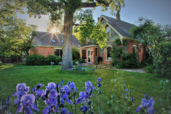 Boulder Guest House by null