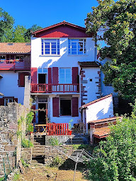 Photo n°16 de L’Auberge du Pèlerin – Gîte de charme en pierre avec vue sur les montagnes à Saint-Jean-Pied-de-Port (Hébergement religieux)