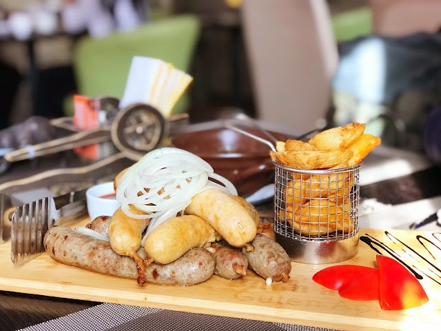Nomad, restaurant