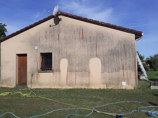 Photo de Couvreur Teddy/Zingueur/Peintre et façadier à Peyrilhac (87510)