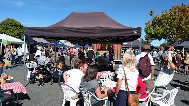 Reviews of Gisborne Farmers' Market in Gisborne - Fruit and vegetable store