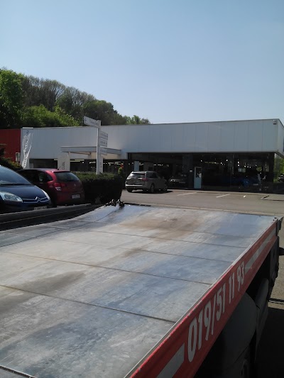 car-dealer