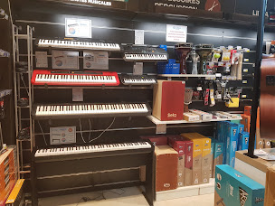 Photo n°21 de Rockstation Ibos-Le Méridien à Ibos (Magasin d'instruments de musique)