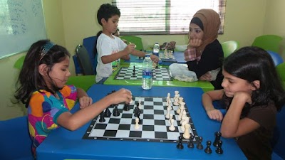 Photos of اكاديمية الزرقاء للشطرنج