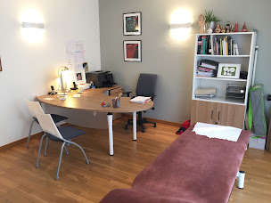 Photo n°4 de Cabinet d'Ostéopathie Sylvain Guiné à Candé (Ostéopathe)