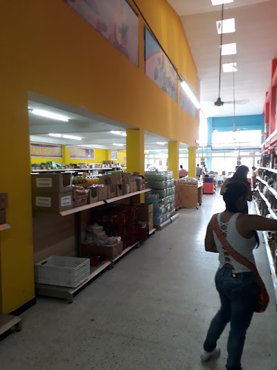 Photos of Mercaderia Fair & Good