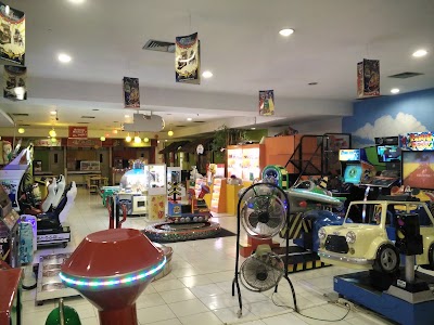 Photos of Yogya Department Store Majenang