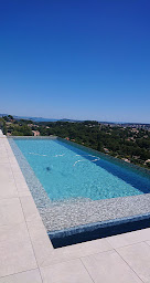 Photo n°3 de Services Piscines Paca à Grasse (Société de construction de piscine)