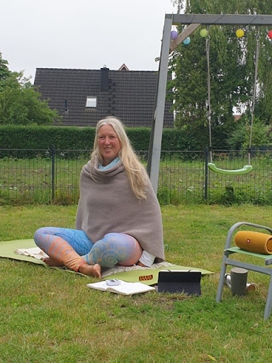 Birgit Mörker (Yogalehrerin)