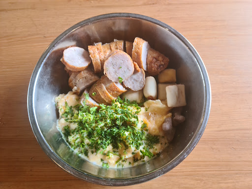 Vines Kitchen - Visual