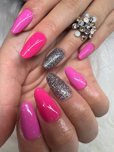 Julia's NailsandMore - Thumbnail