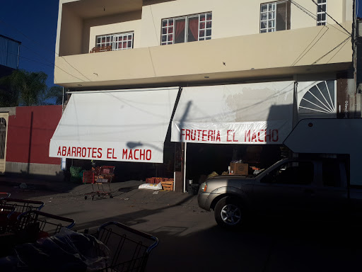Frutería y Abarrotes "El Macho"
