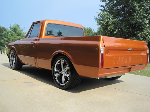 Lenoir Automotive Gallery - United States