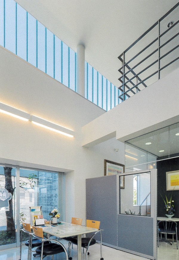 株式会社大岩保険事務所