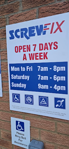 Screwfix Flitwick - Visual