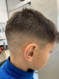 Photo n°20 de Attrac'Tif Coiffure à Les Ponts-de-Cé (Salon de coiffure)