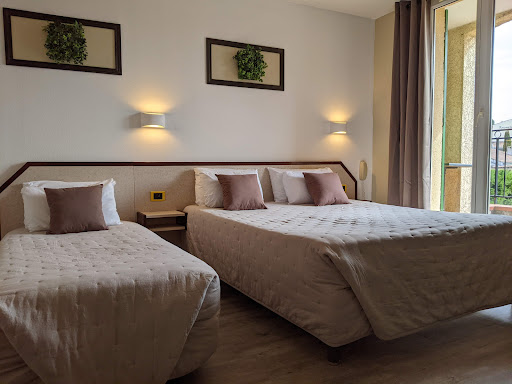 Photo de Hotel Le Pradet à Vacqueyras (84190)