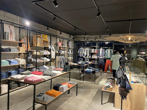 Boutique H - Concept store masculin à Rumilly