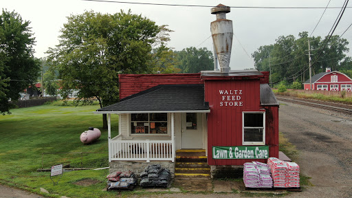 Waltz Feed Store Logo
