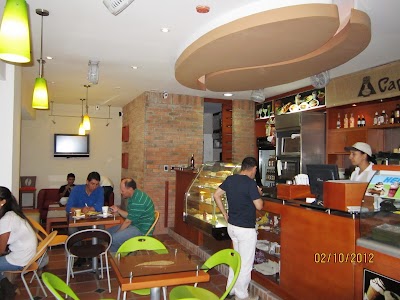 Photos of Caf&eacute; PaloGrande