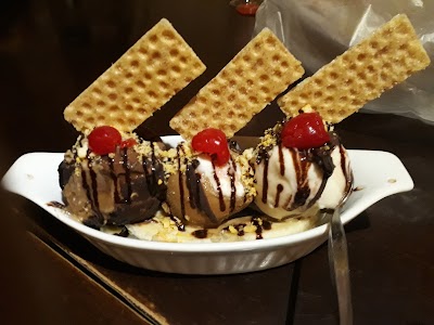 Photos of Rainbow Cheese Chiffon Cake, Ice Cream and Coffee