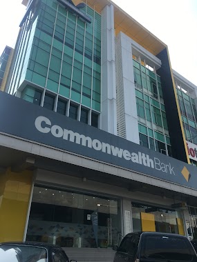 BANK COMMONWEALTH - THE KENSINGTON, Author: Robert Tanjani