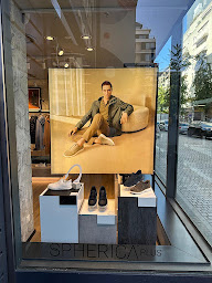 Photo n°4 de Geox à Boulogne-Billancourt (Magasin de vêtements pour femmes)