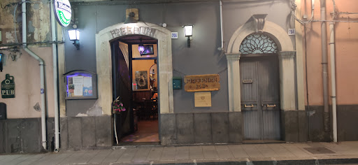 Freeborn Pub - Visual