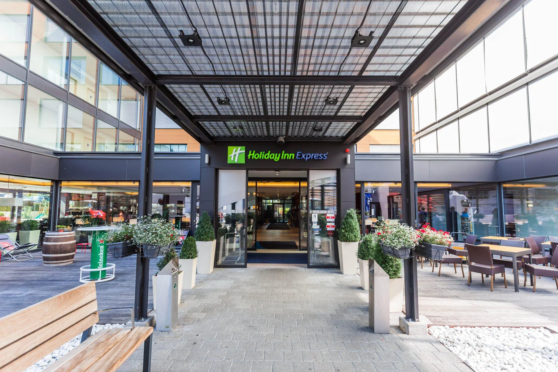 Holiday Inn Express Zürich Airport by IHG