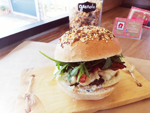 Photo 6 - Le Pin Burger