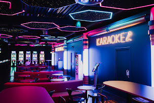 Photo n°41 de Planet : Bowling, Quiz Boxing, Karaoké, Experimental Parc, Vr à Lille (Salle de jeux vidéo)