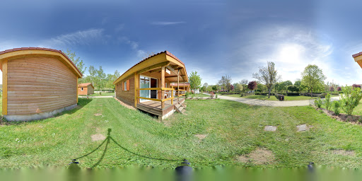 Photo de Camping Le Pont D'Allagnon à Lempdes-sur-Allagnon (43410)