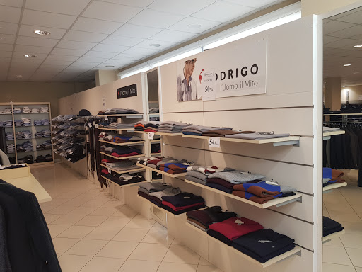 Rodrigo Gallery - Italy