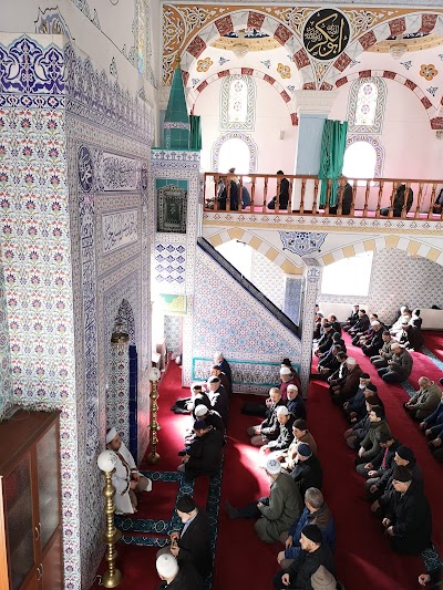 Yunus Emre Camii (Yenidoğan)