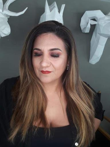 Evelyn Espinoza Makeup y Cosmétics - Thumbnail