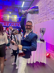 Photo n°12 de Remax Platinium Luzy à Luzy (Agence immobilière)