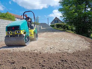 Photo n°5 de SARL CLF Terrassement-Assainissement-dallage à Mézidon Vallée d'Auge (Maçon)