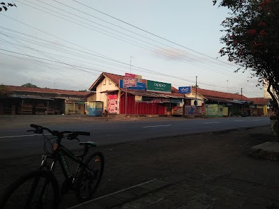 Photos of Alun-Alun Prembun