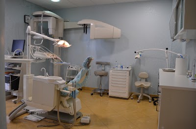 Studio Dentistico Dott.Daqua Giuseppe