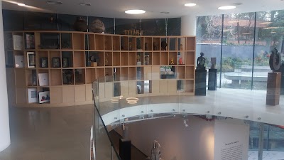 Photos of Gallery La Sala Ltda.