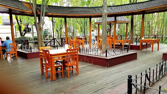 Gucheng Park （Northeast Gate）