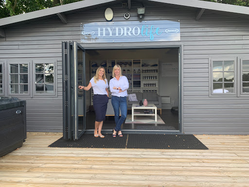 Hydrolife Hot Tubs & Swim Spas - UK's Largest Jacuzzi® Retailer