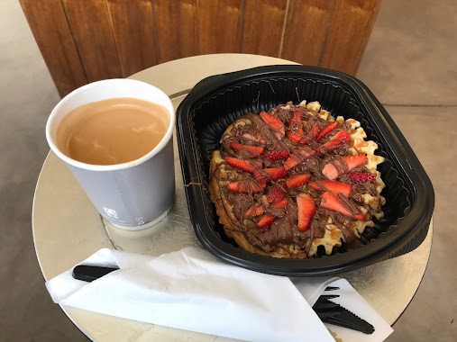 KARAK & WAFFLE, Author: Aseel Dahlawi